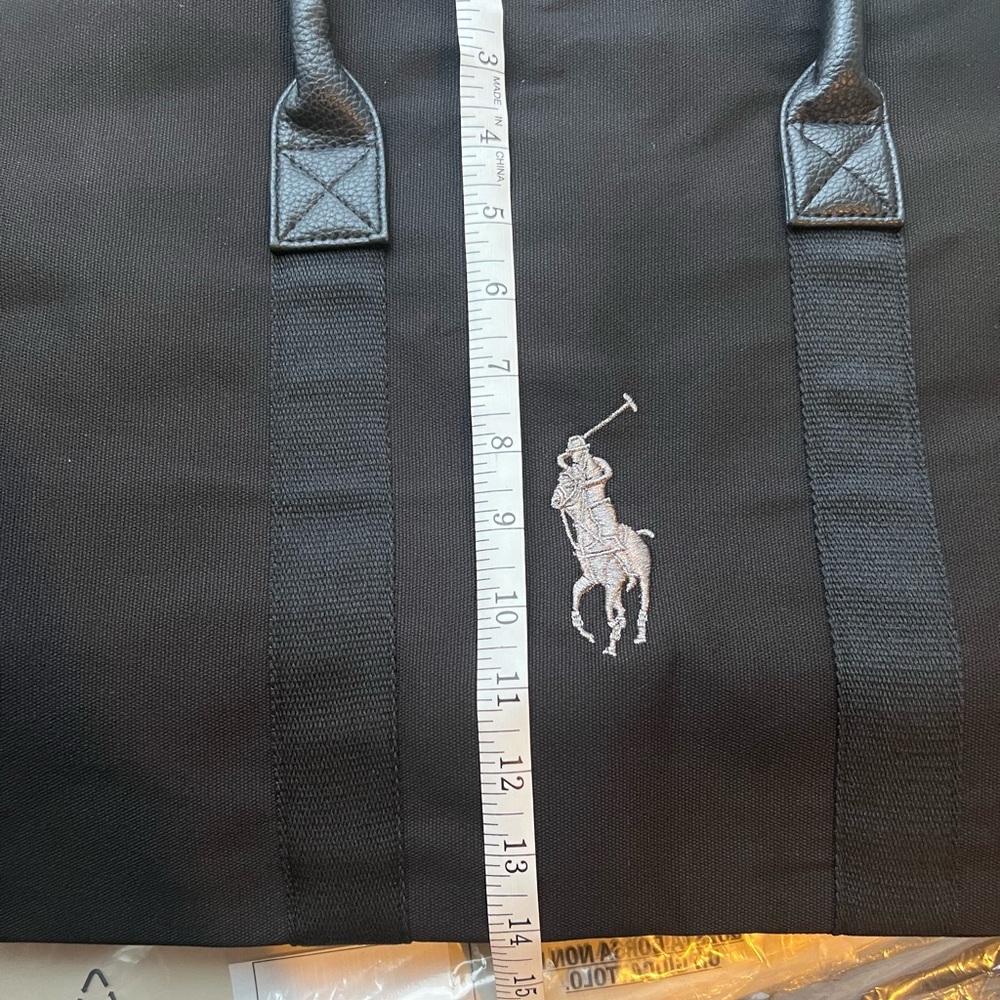 Ralph Lauren Holiday Weekender Duffle Bag w/ Pocket and Shoulder Strap NEW - Picture 8 of 11
